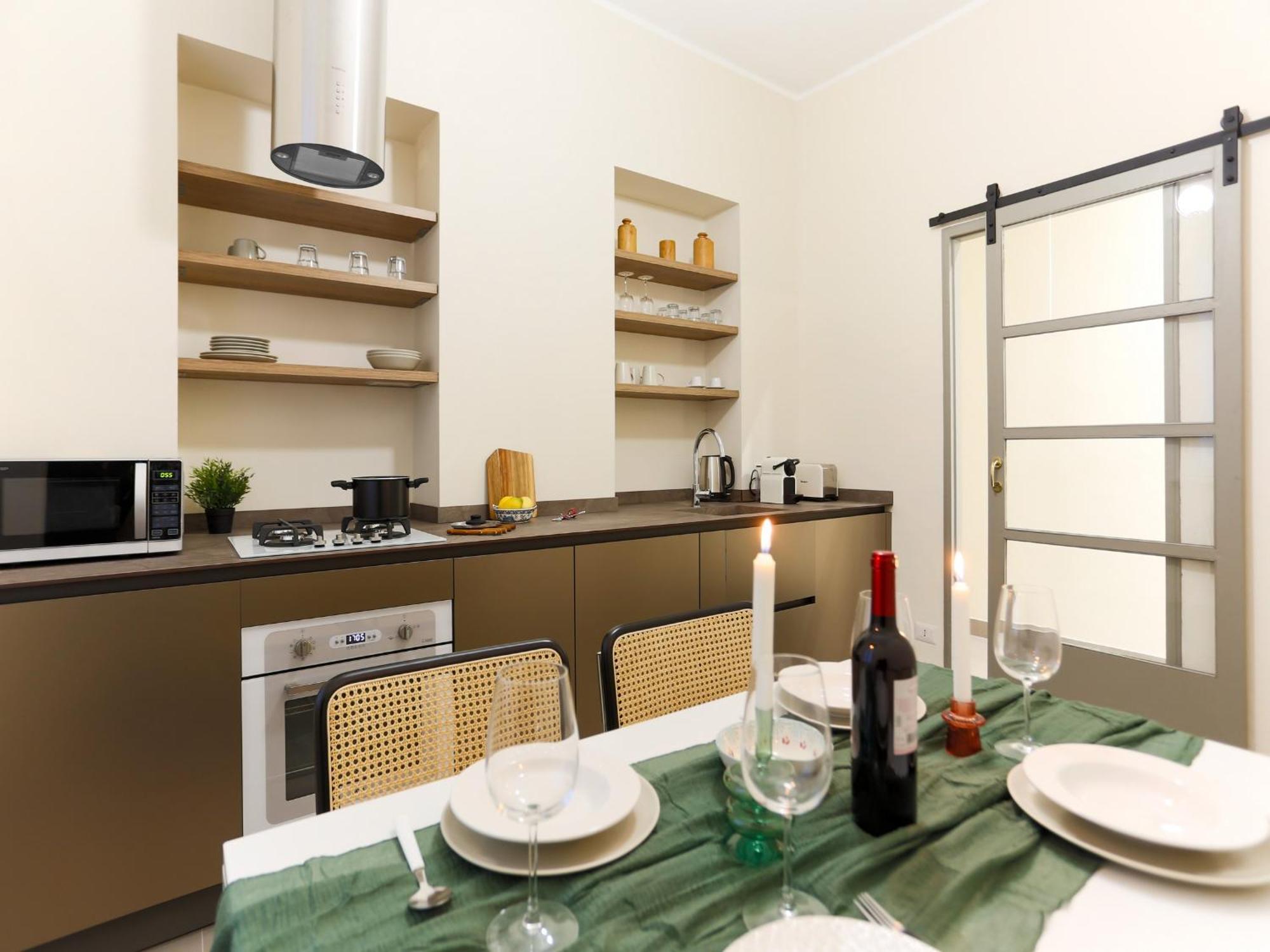 The Best Rent - Bright One Bedroom Apartment With Balcony In Moscova Milánó Kültér fotó